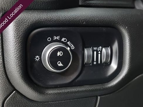 Used 2023 RAM 1500 Laramie image 25