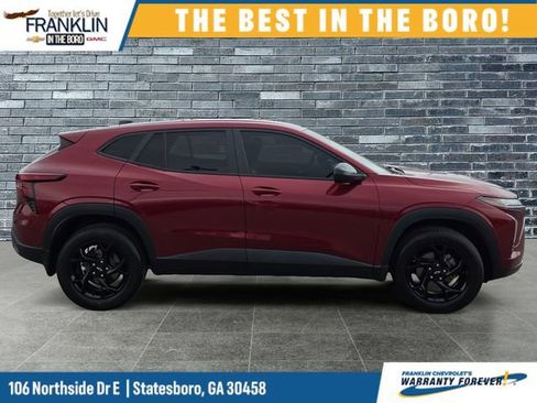 Used 2025 Chevrolet Trax RS w/ Driver Confidence Package FWD image 7
