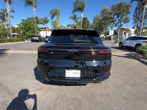 New 2025 Chevrolet Equinox EV RS image 7