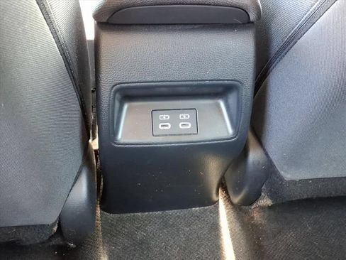 Used 2024 Toyota Corolla LE FWD image 14