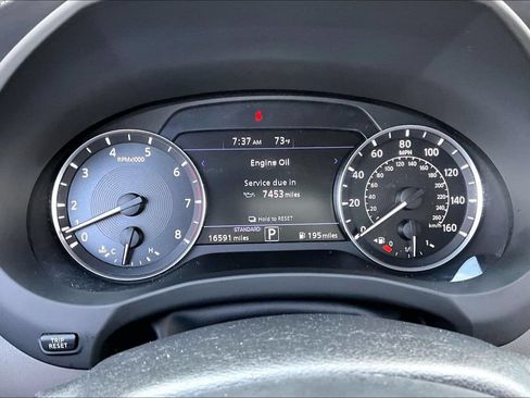 Certified 2023 INFINITI QX50 Luxe FWD image 18