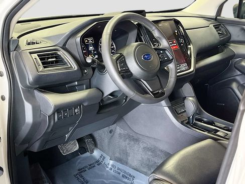 Used 2025 Subaru Ascent Bronze Edition AWD/4WD image 9