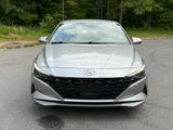 Used 2021 Hyundai Elantra SEL w/ Convenience Package image 2
