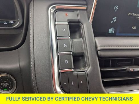 Used 2024 Chevrolet Suburban LT AWD/4WD image 23