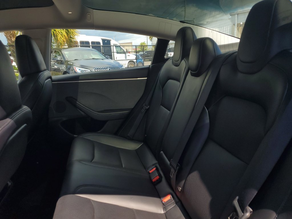 Used 2025 Tesla Model 3 Long Range RWD image 16