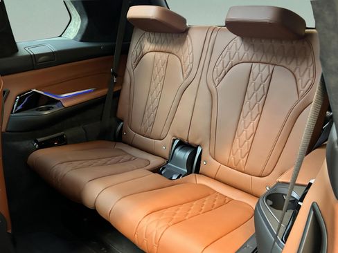 New 2026 BMW ALPINA XB7 AWD/4WD image 11