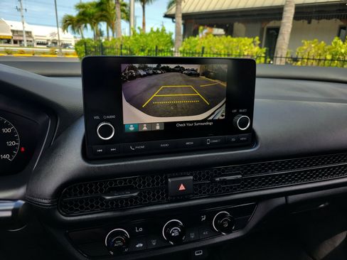 Used 2023 Honda HR-V LX image 22