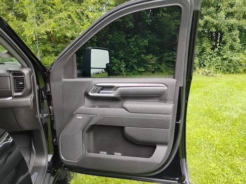 Certified 2025 Chevrolet Silverado 2500 LTZ w/ Trail Boss Package AWD/4WD image 27