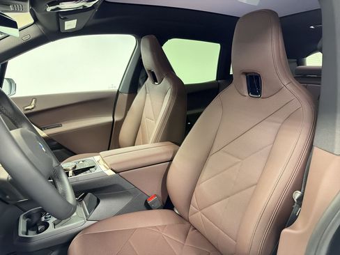 New 2026 BMW iX xDrive60 AWD/4WD image 5