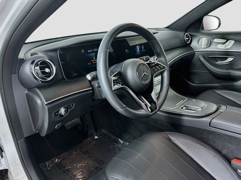 Used 2023 Mercedes-Benz E 350 Sedan image 4