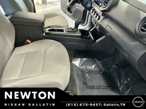 Used 2023 Toyota Tacoma 4x4 Double Cab image 15