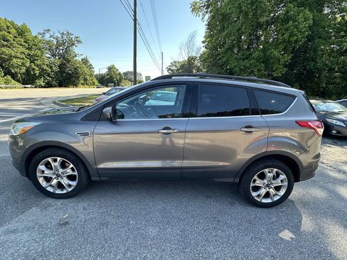Used 2013 Ford Escape SE FWD image 8