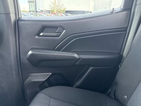 Used 2023 Chevrolet Colorado Trail Boss image 19