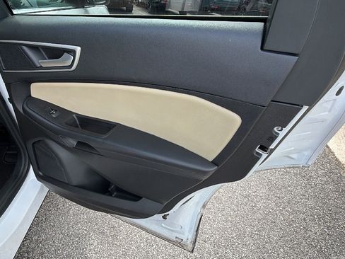 Used 2024 Ford Edge SEL AWD/4WD image 20