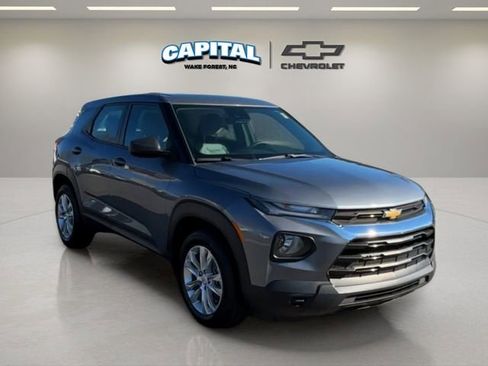Used 2022 Chevrolet TrailBlazer LS image 7