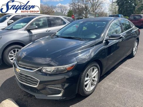 Used 2017 Chevrolet Malibu Hybrid image 1