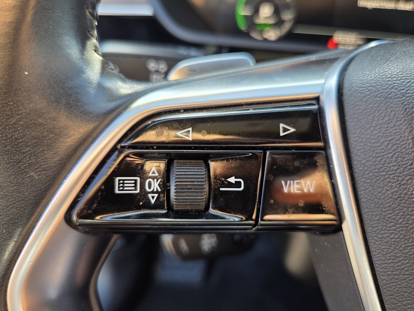 Used 2019 Audi e-tron Premium Plus AWD/4WD image 21
