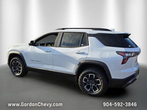 New 2026 Chevrolet Equinox ACTIV w/ Convenience Package III FWD image 4