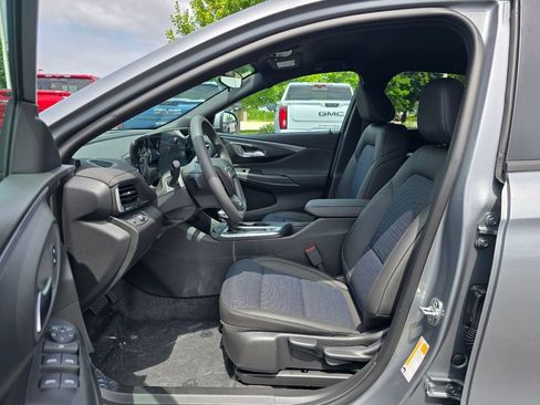 New 2026 Buick Envista Preferred FWD image 21