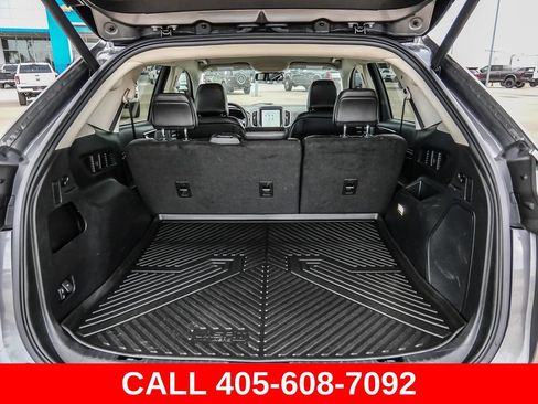 Used 2023 Ford Edge Titanium AWD/4WD image 14