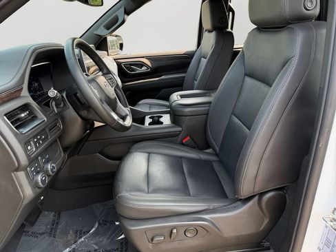 Used 2024 Chevrolet Tahoe Z71 AWD/4WD image 16