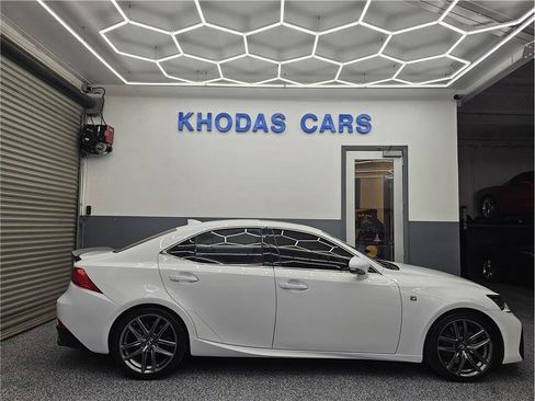 Used 2020 Lexus IS 350 F Sport w/ F Sport Package RWD image 5