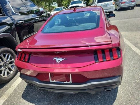 Used 2025 Ford Mustang Premium RWD image 5