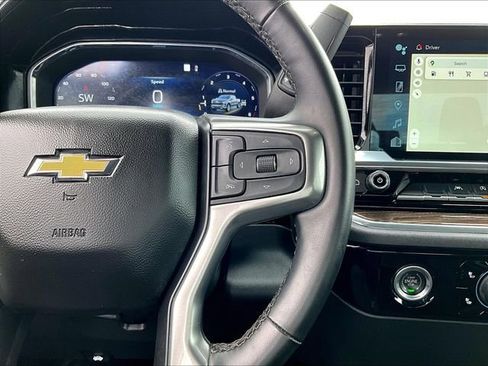 Used 2023 Chevrolet Silverado 1500 LT image 24