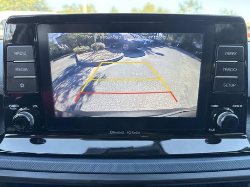 Used 2021 Kia Seltos S image 28