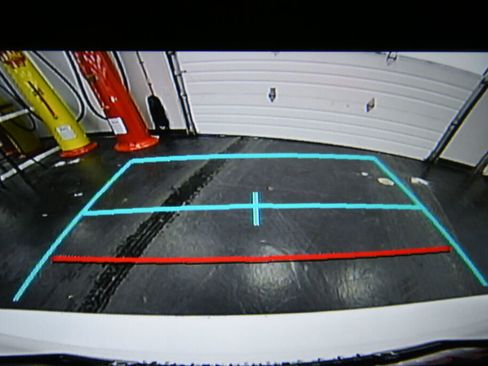 Used 2024 Toyota Camry SE image 17