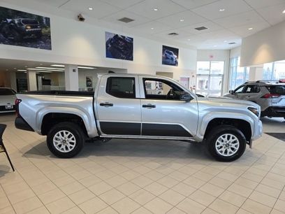 New 2026 Toyota Tacoma SR