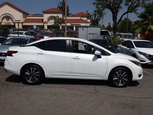 New 2025 Nissan Versa 1.6 SV w/ Trunk Package image 3
