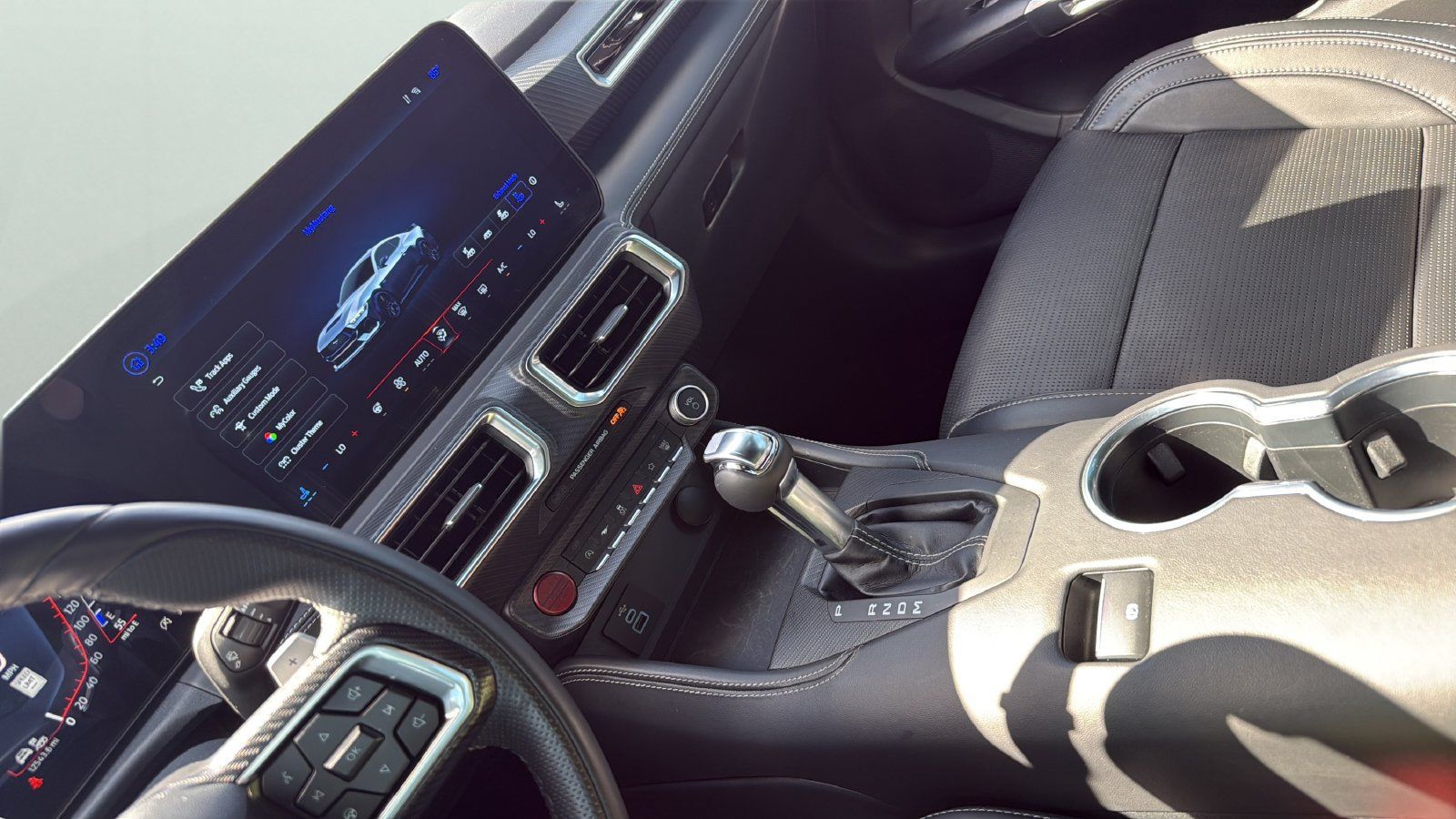 Used 2025 Ford Mustang GT Premium RWD image 20