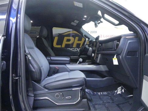 Used 2022 Ford F150 Lightning Lariat AWD/4WD image 8
