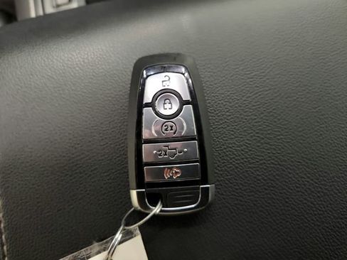 Used 2024 Ford F150 Lariat AWD/4WD image 31