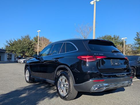 Used 2023 Mercedes-Benz GLC 300 w/ Exclusive Trim Package image 8