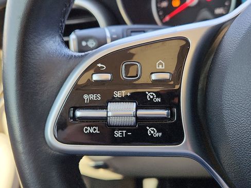 Used 2022 Mercedes-Benz GLC 300 image 14