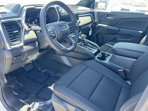 New 2026 GMC Canyon Elevation RWD image 9