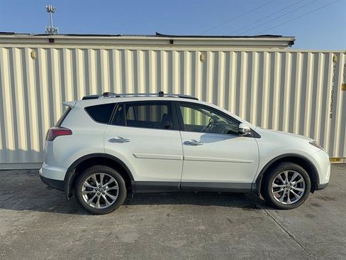 Used 2016 Toyota RAV4 Limited w/ Advanced Technology Package FWD image 2
