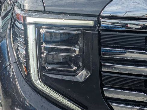 Certified 2024 GMC Sierra 1500 SLT AWD/4WD image 10