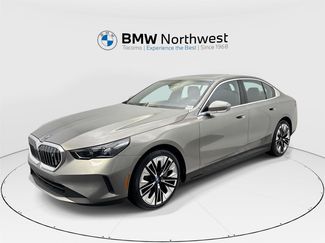 Used 2024 BMW i5 eDrive40i w/ Premium Package video 1