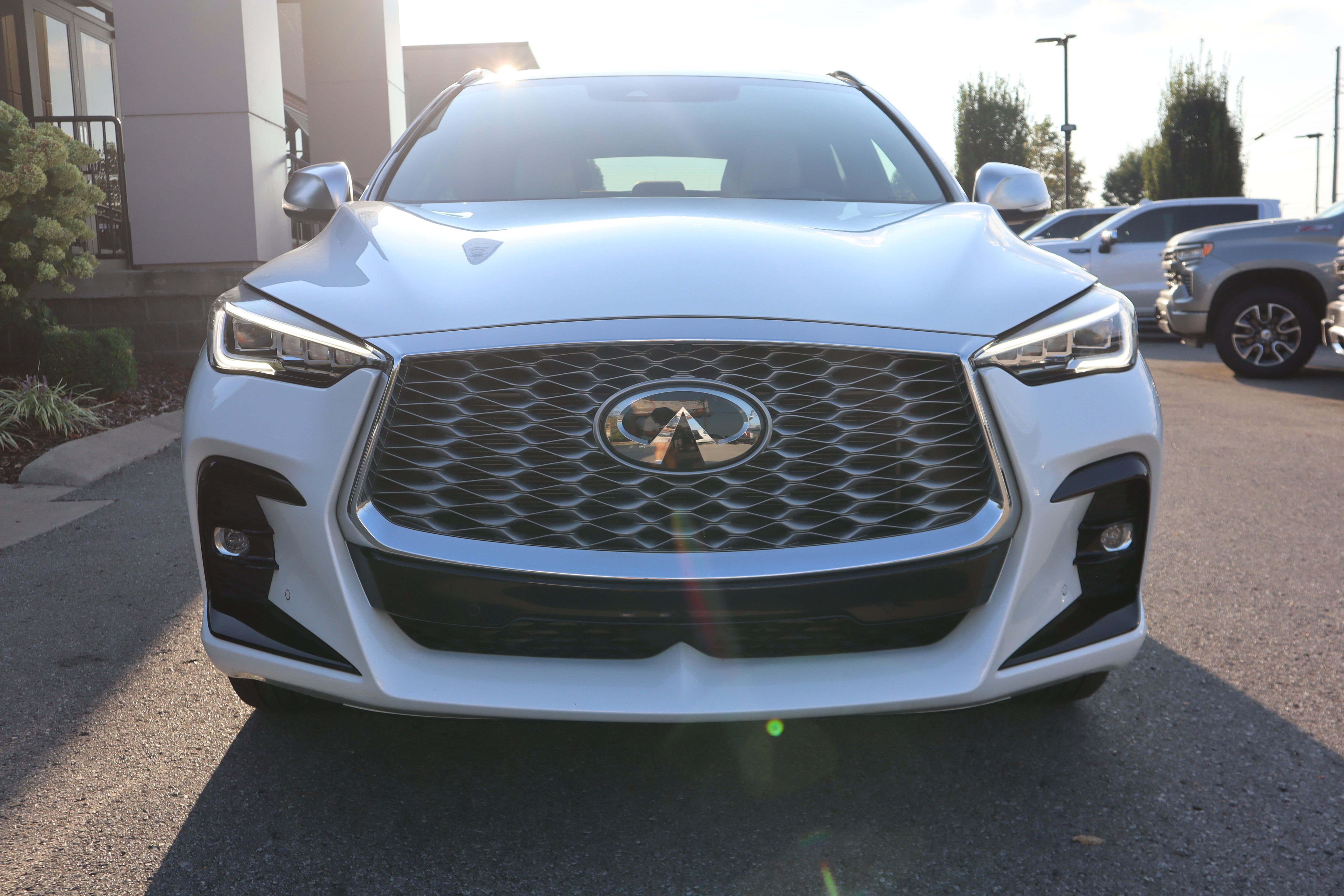 Used 2023 INFINITI QX55 Essential w/ Accent Package AWD/4WD image 4