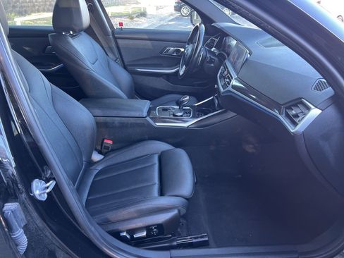 Used 2019 BMW 330i Sedan w/ Convenience Package image 12