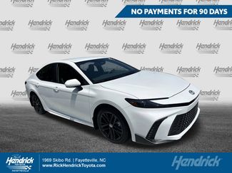 Used 2025 Toyota Camry SE FWD video 1