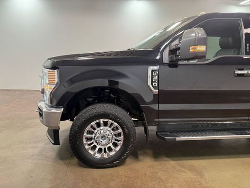 Used 2020 Ford F350 Lariat w/ Lariat Ultimate Package image 39