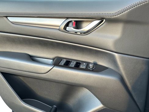 New 2025 MAZDA CX-5 AWD 2.5 S w/ Preferred Package image 11