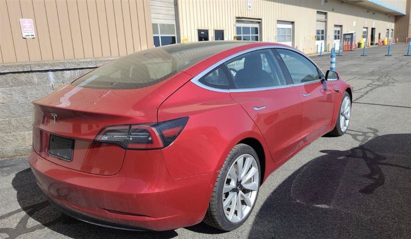 Used 2018 Tesla Model 3 Long Range AWD/4WD image 3
