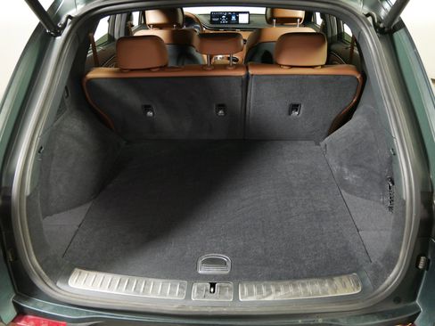 Certified 2023 Genesis GV70 2.5T w/ Advanced Package image 18