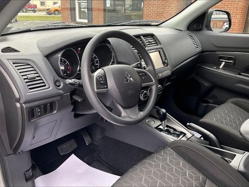 Used 2022 Mitsubishi Outlander Sport ES image 13