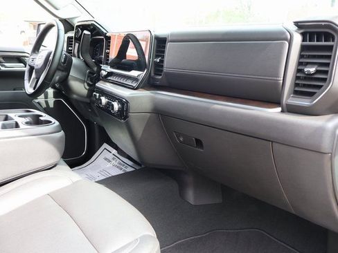 Certified 2025 GMC Sierra 1500 SLT AWD/4WD image 10